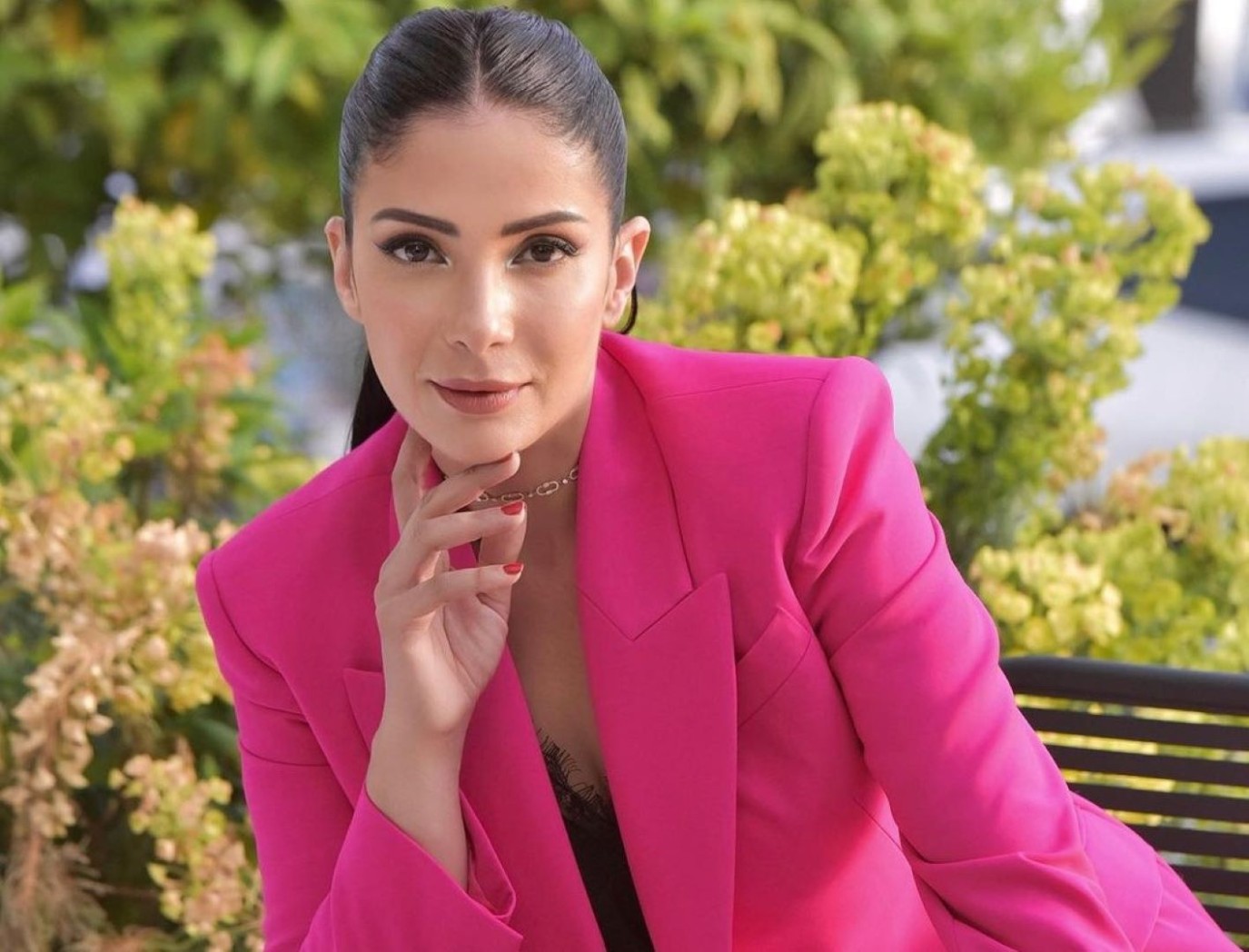 انطلاق برومو فيلم الست "كوكب الشرق" بطولة منى ذكي