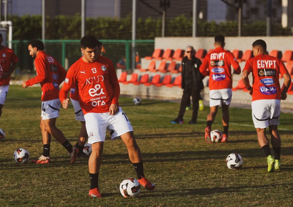 موعد مباراة منتخب مصر أمام الجزائر والقنوات الناقلة