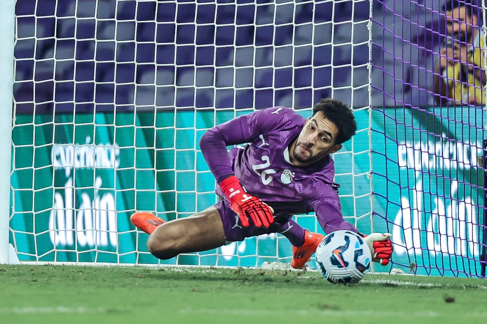 الشناوي خارج القائمة.. «شوبير» أساسي أمام الجيش الملكي في المباراة القادمة 