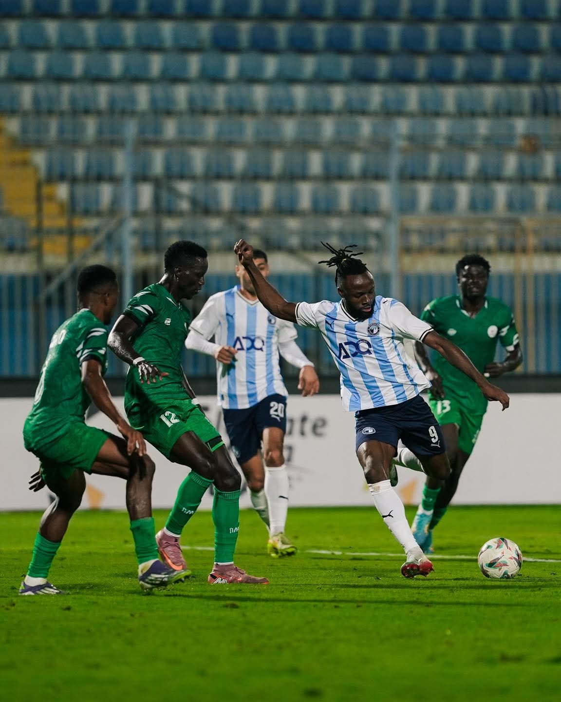 دوري نايل| يورشيتش يعلن قائمة بيراميدز لمواجهة المقاولون العرب