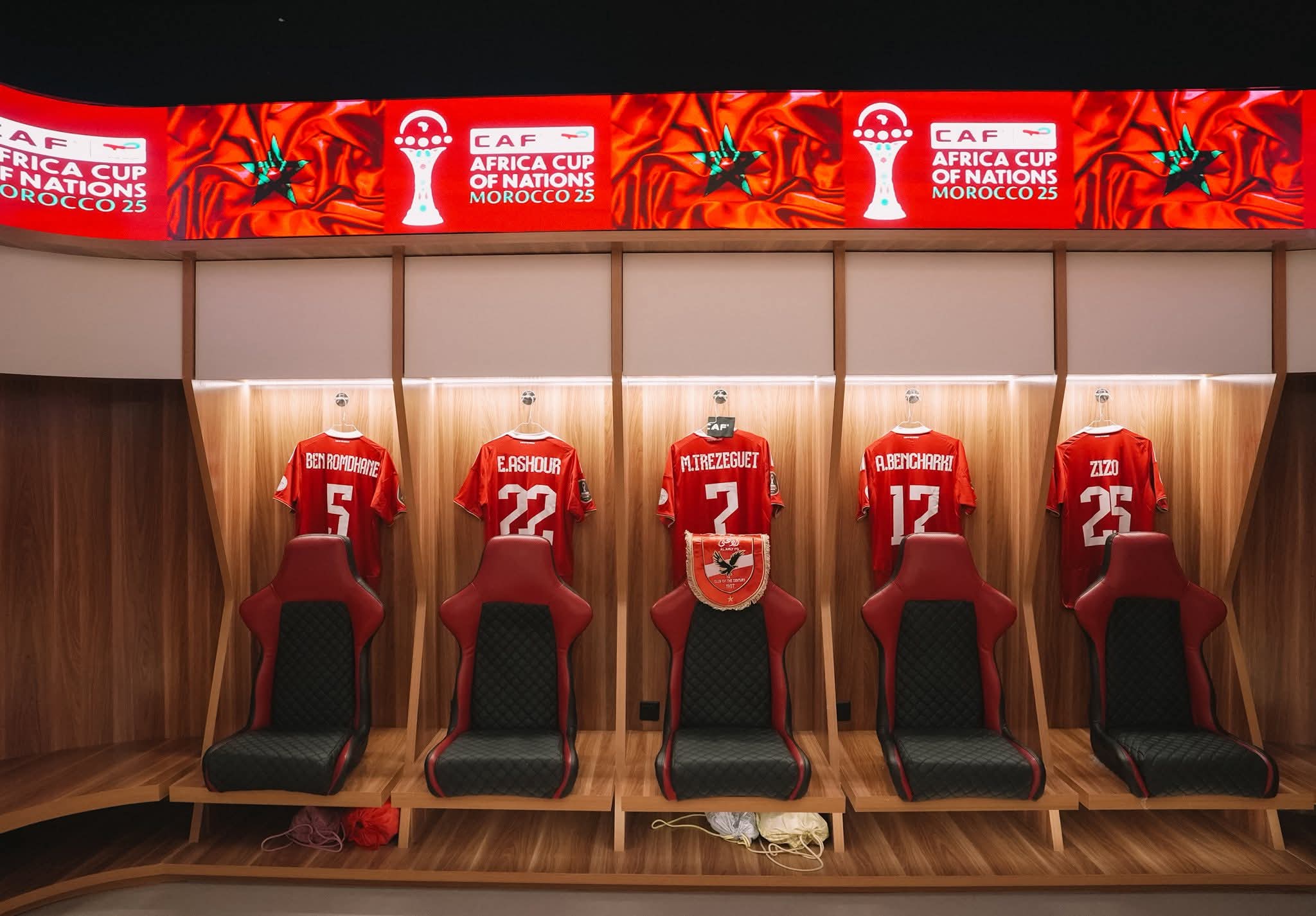 دوري أبطال أفريقيا.. شريف يقود هجوم الأهلي في التشكيل الأساسي لمواجهة الجيش الملكي 