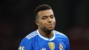 كيليان مبابي مهاجم ريال مدريد 