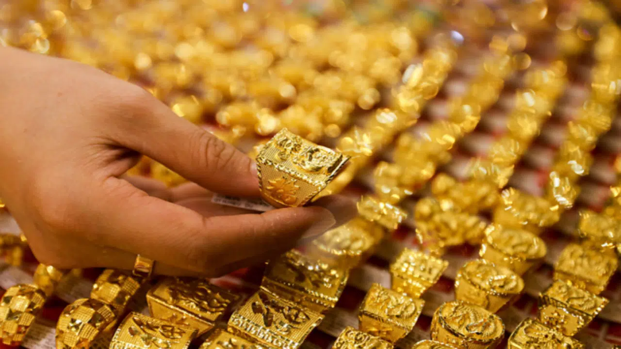 سعر الذهب في مصر اليوم الأثنين 17 نوفمبر 2025 في التعاملات الصباحية