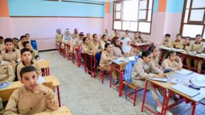 فصل الطلاب المتورطين