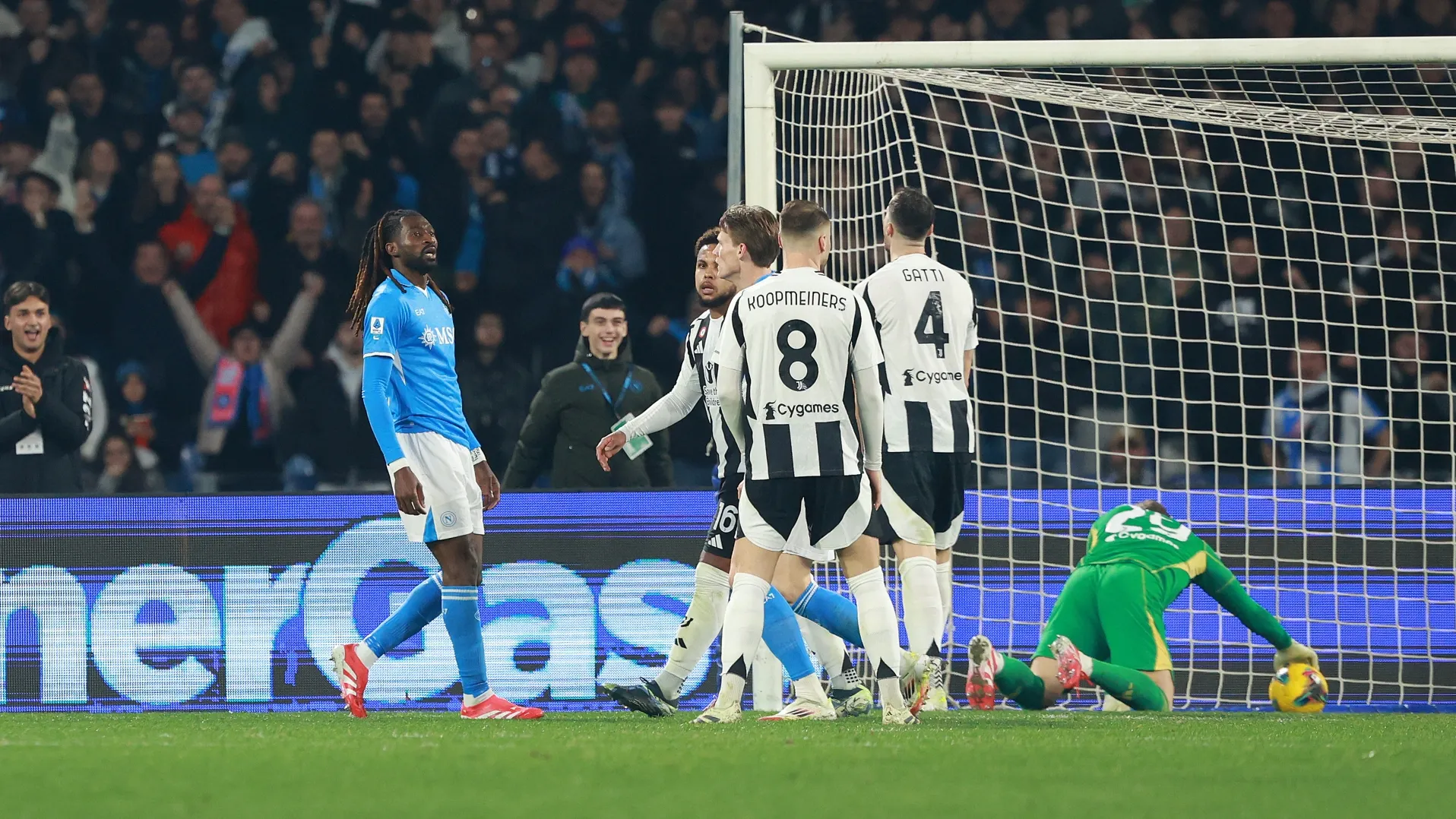 موعد مباراة نابولي ويوفنتوس في الدوري الإيطالي 2025-2026