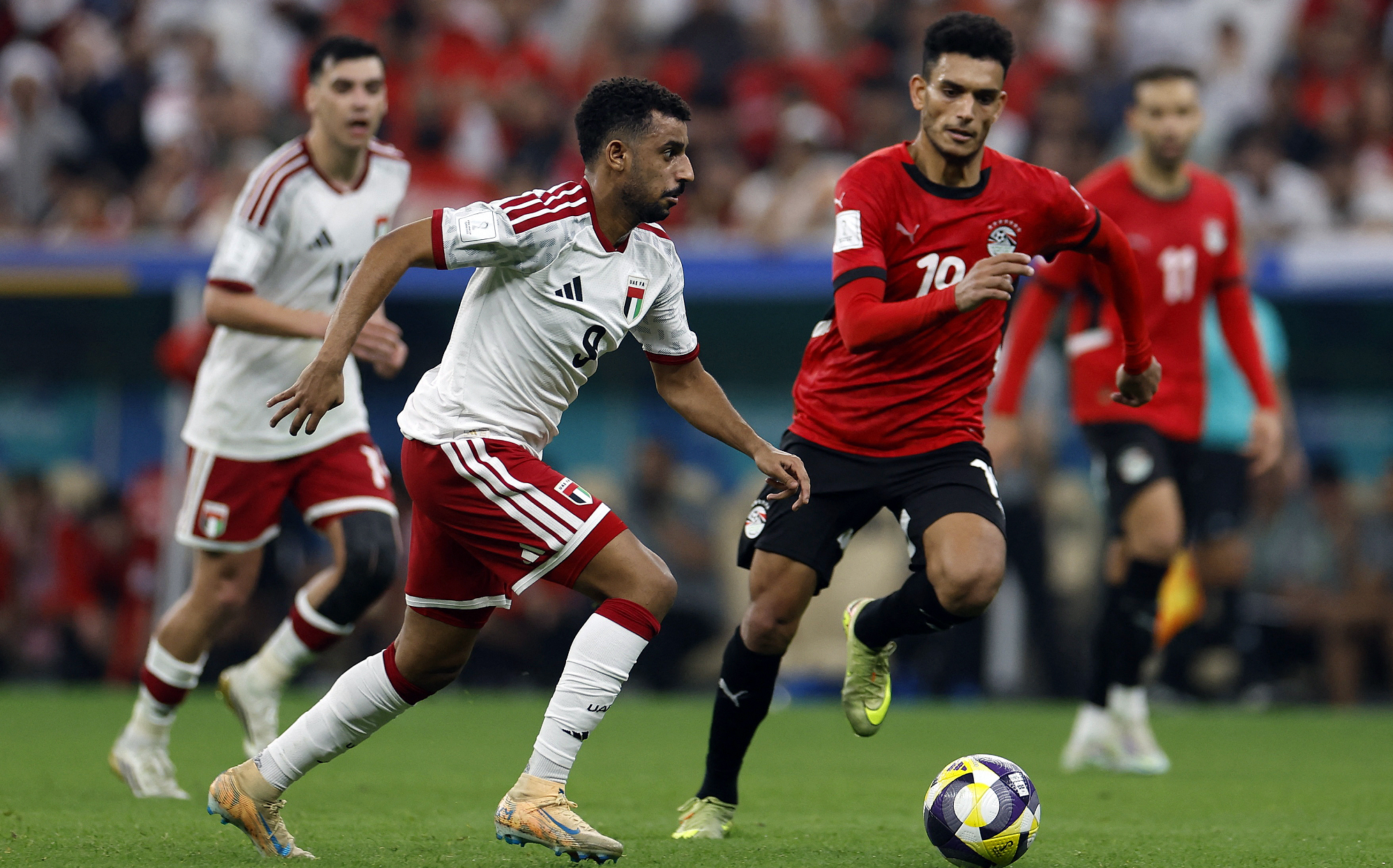 منتخب مصر يضغط لإدراك التعادل