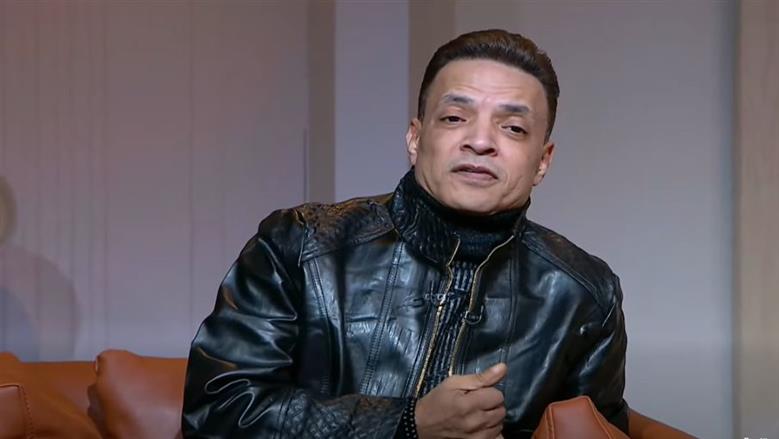 «عطل في الطائرة» يُؤخر عودة الفنان طارق الشيخ إلى مصر