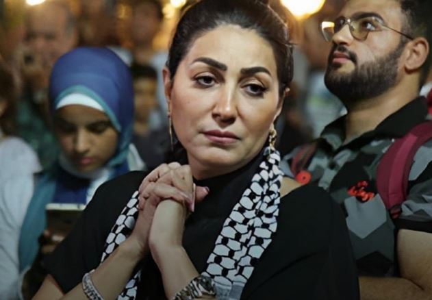 الموت يفجع وفاء وأيتن عامر ورغبة ضرورية من الأخيرة بشأن الجنازة والعزاء