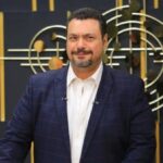 مراد مكرم يعلن إنتهاء رحلته مع قنوات CBC رسميًا