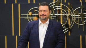 مراد مكرم يعلن إنتهاء رحلته مع قنوات CBC رسميًا