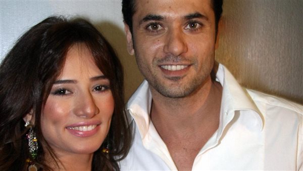 «باركوا لأبو الولاد».. زينة تشعل تريند السوشيال ميديا بخبر صادم عن زواج أحمد عز