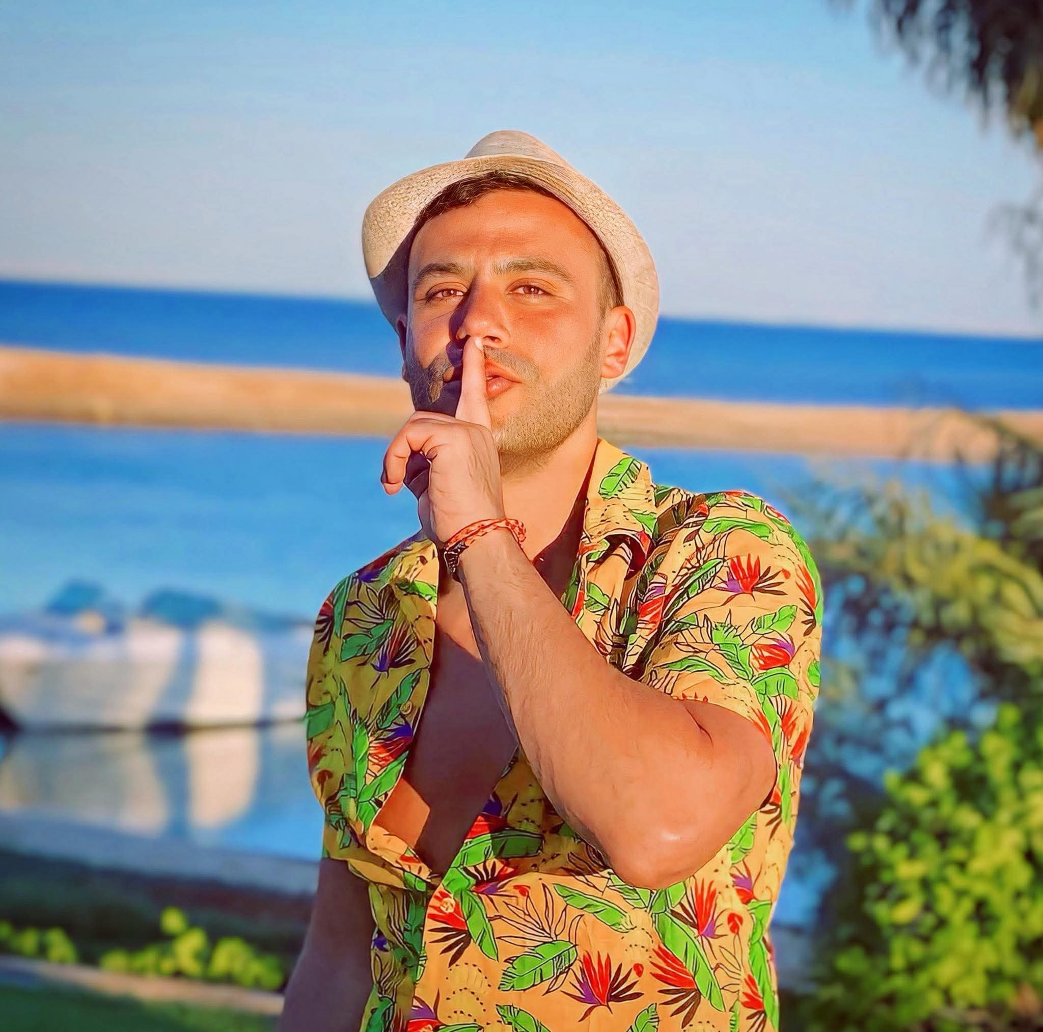 محمد إمام يرد على التريند المسيطر على الوسط الفني