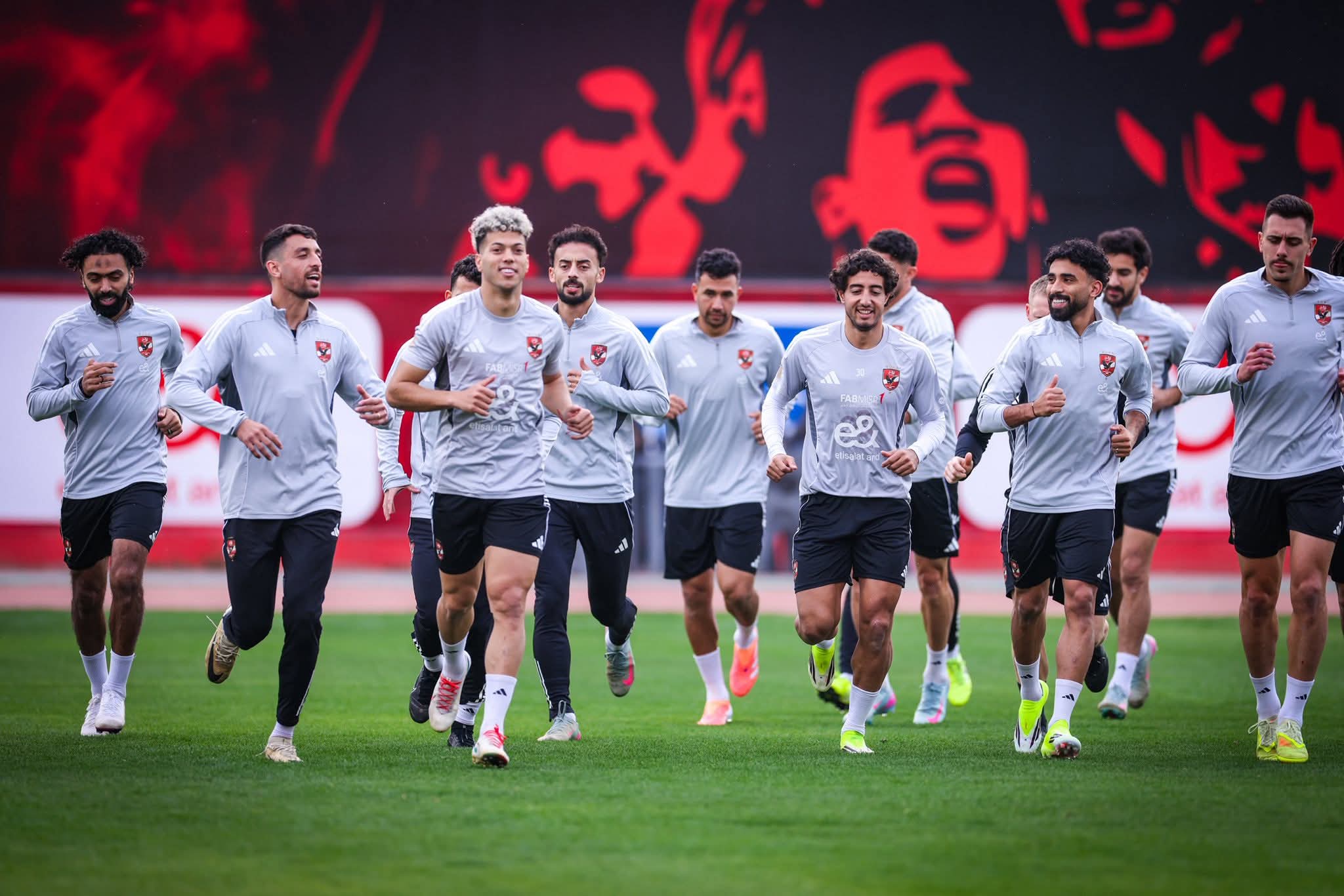 توروب يعلن قائمة الأهلي لمواجهة يانج أفريكانز غدًا في دور المجموعات 