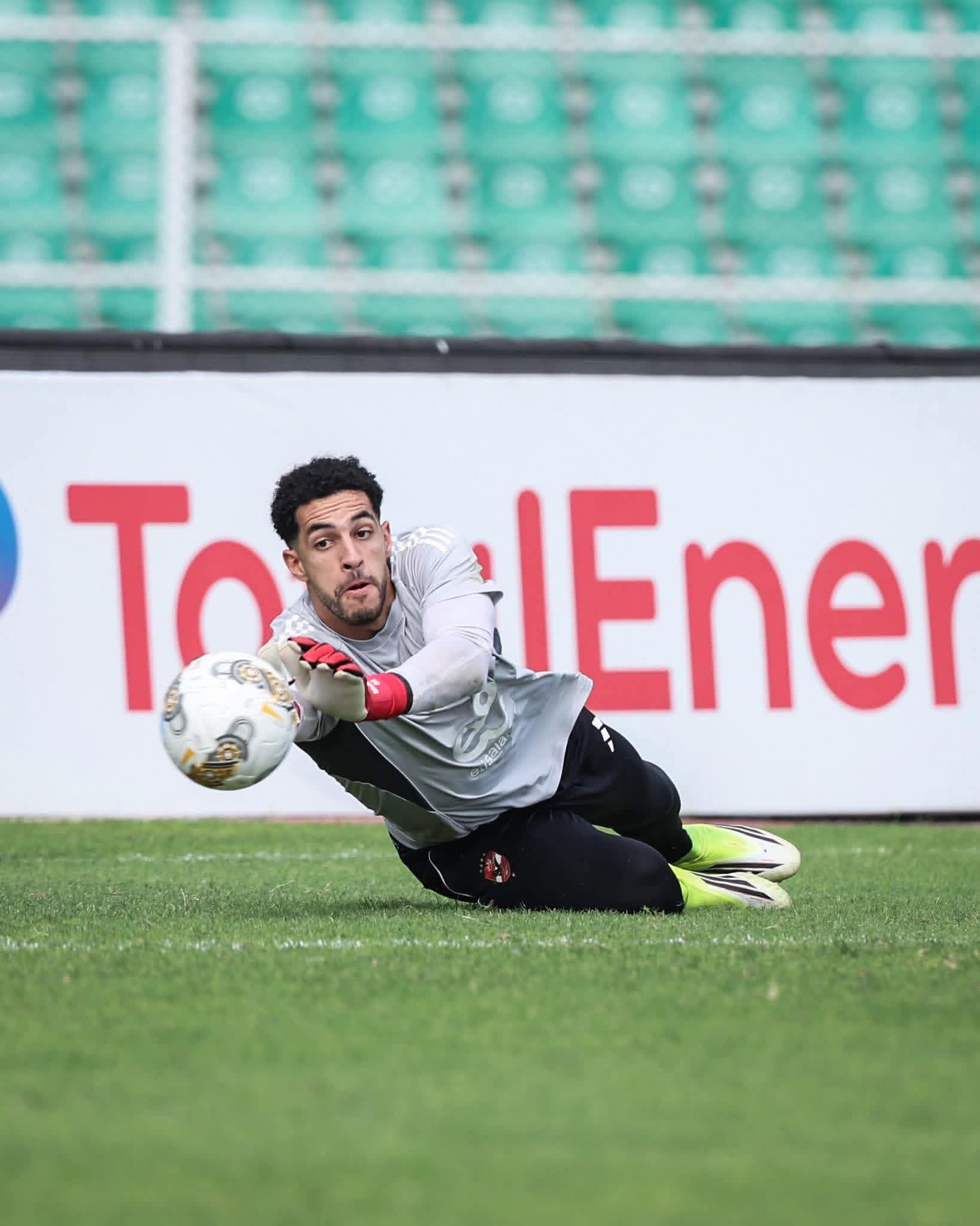 مصطفى شوبير… صمام أمان الأهلي خارج الديار وحارس لا يعرف الهزيمة