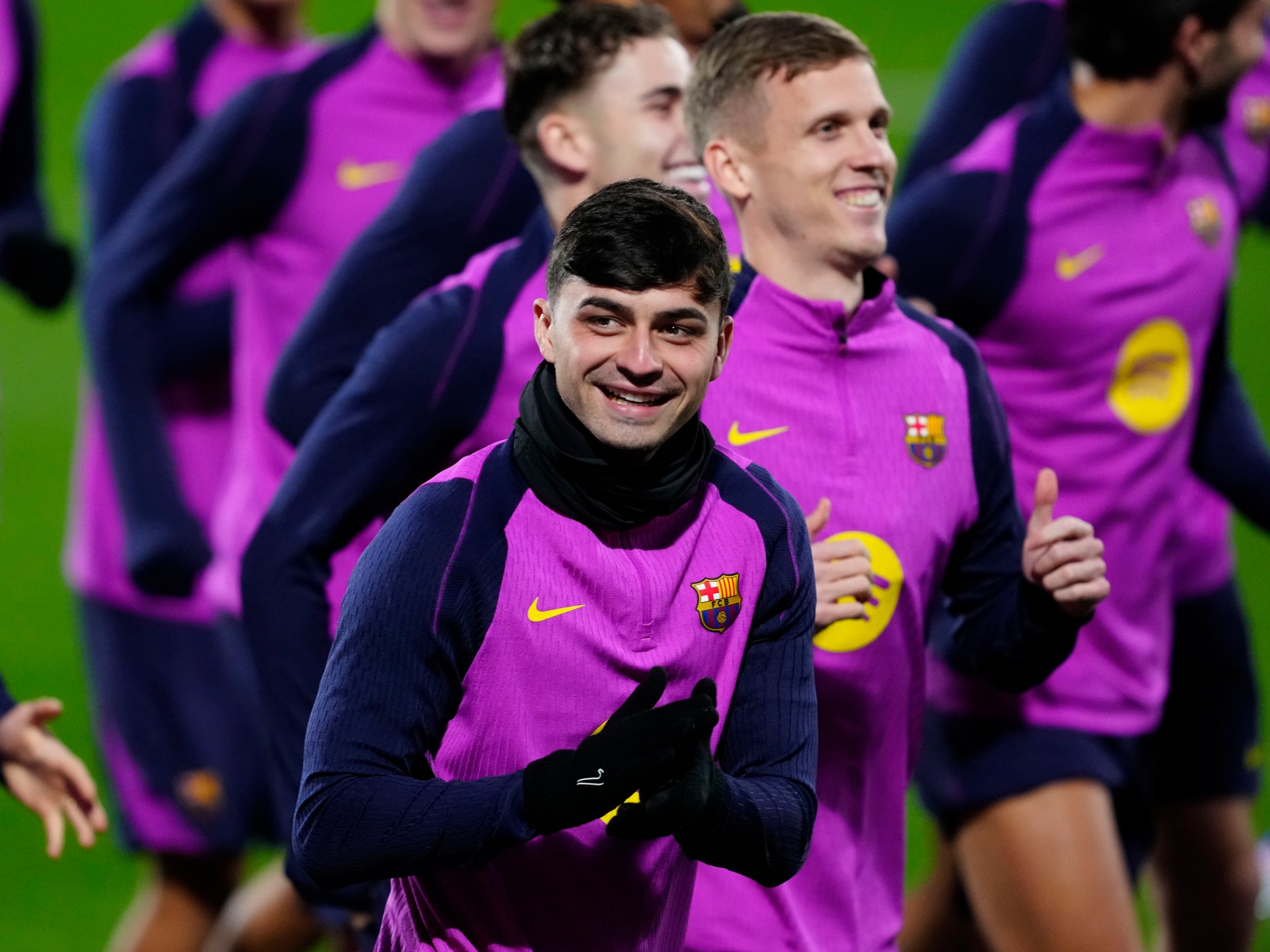 "فليك يكشف أوراقه".. تشكيل برشلونة الرسمي لمباراة اليوم أمام إسبانيول في الدوري الاسباني