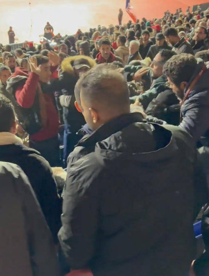 بعد برونزية نيجيريا.. شجار عنيف بين جماهير منتخب مصر والمغرب