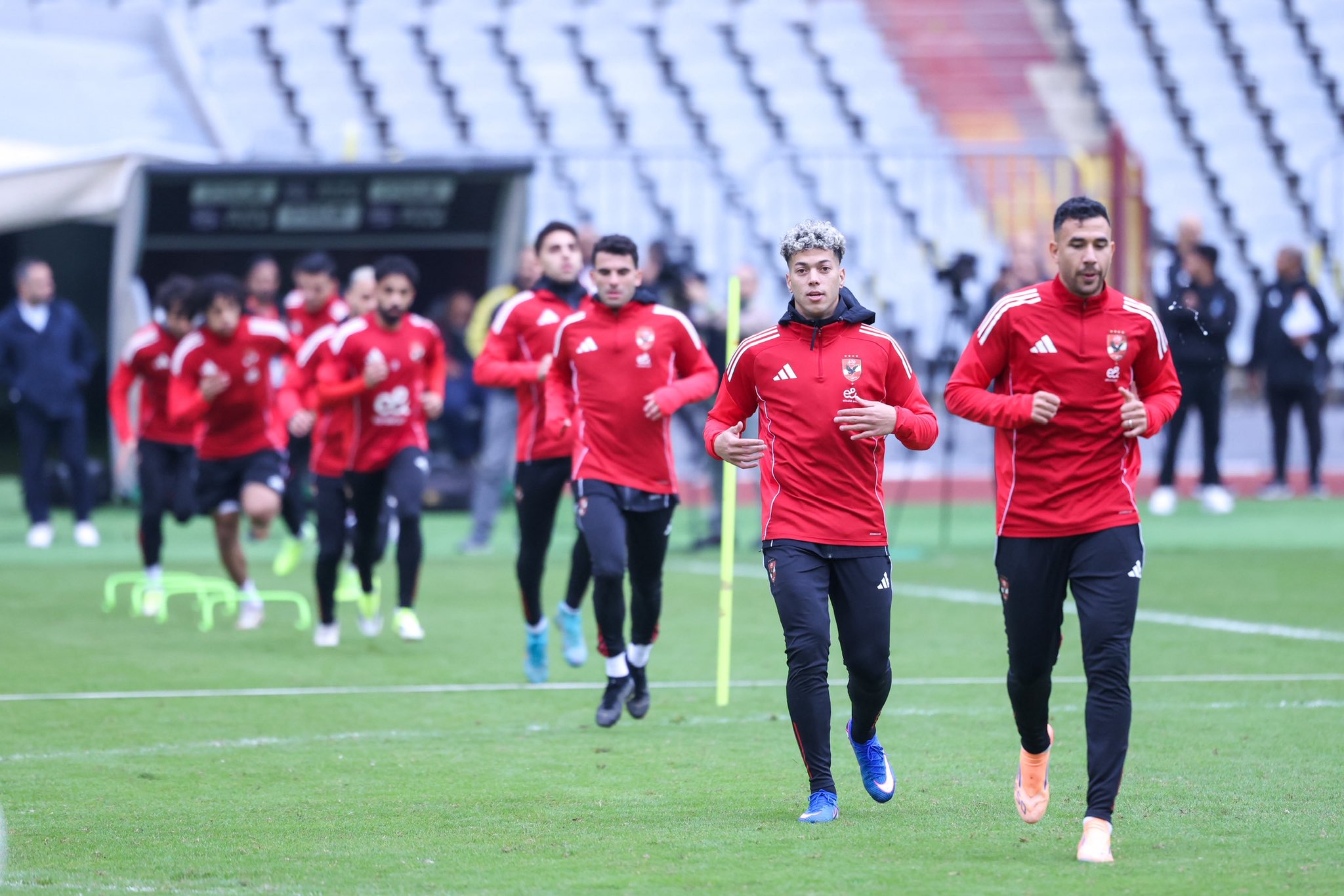 «بن شرقي على دكة البدلاء».. تشكيل الأهلي الأقرب لمواجهة يانج أفريكانز في دوري أبطال أفريقيا