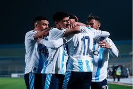 «ماييلي» يقود هجوم بيراميدز و«لاكاي» على رأس تشكيل سيراميكا في قمة الجولة