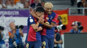 «هاتريك يامال».. برشلونة يضرب فياريال برباعية ويزيد الفارق مع ريال مدريد في صدارة الليجا